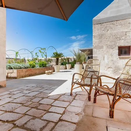Masseria Pezza مزرعة للإقامة ساليس سالينتينو