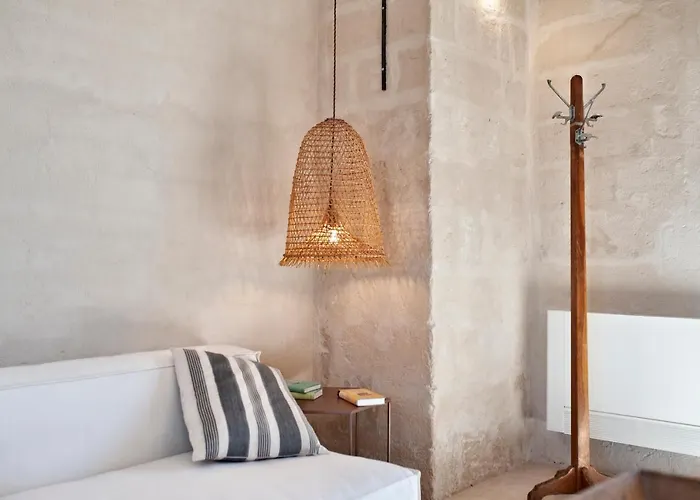 مزرعة للإقامة Masseria Pezza *